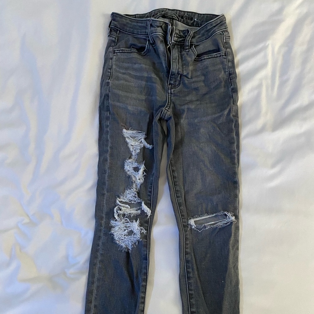American eagle grey jeans